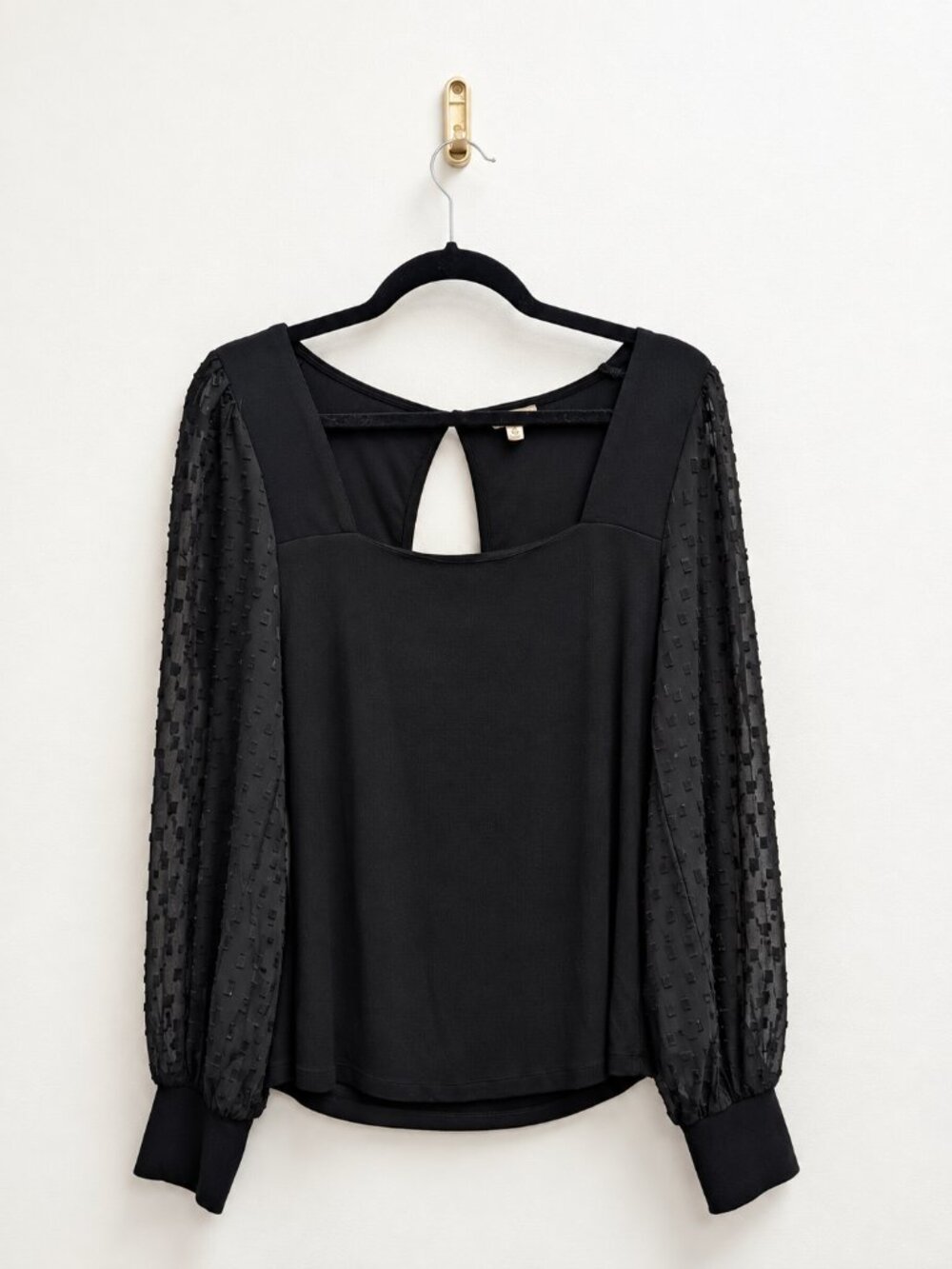 Hem & Thread Lace Design Long-Sleeve Square-Neck Top